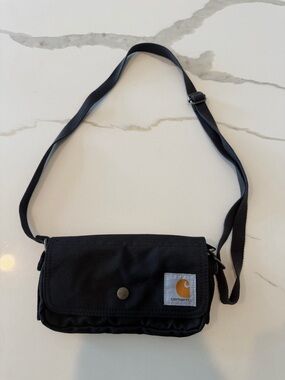 Carhartt Legacy black Crossbody Purse Bag Essentials Pouch LIKE NEW